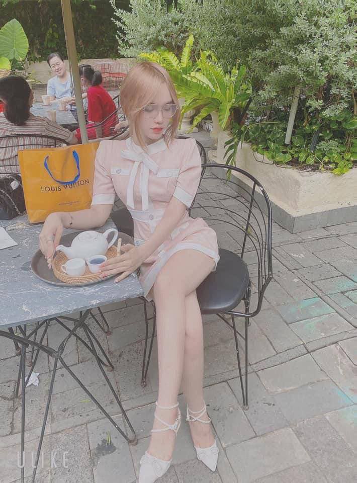 Em học sinh được người mình thích mời đến dự buổi tiệc rượu nhưng không biết cái bẫy đằng sau