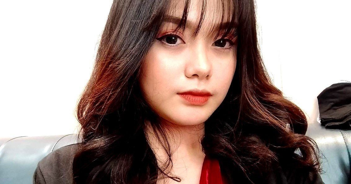 Bị bạn học cũ dùng clip sex tống tình khi đến quán rượu đón chồng